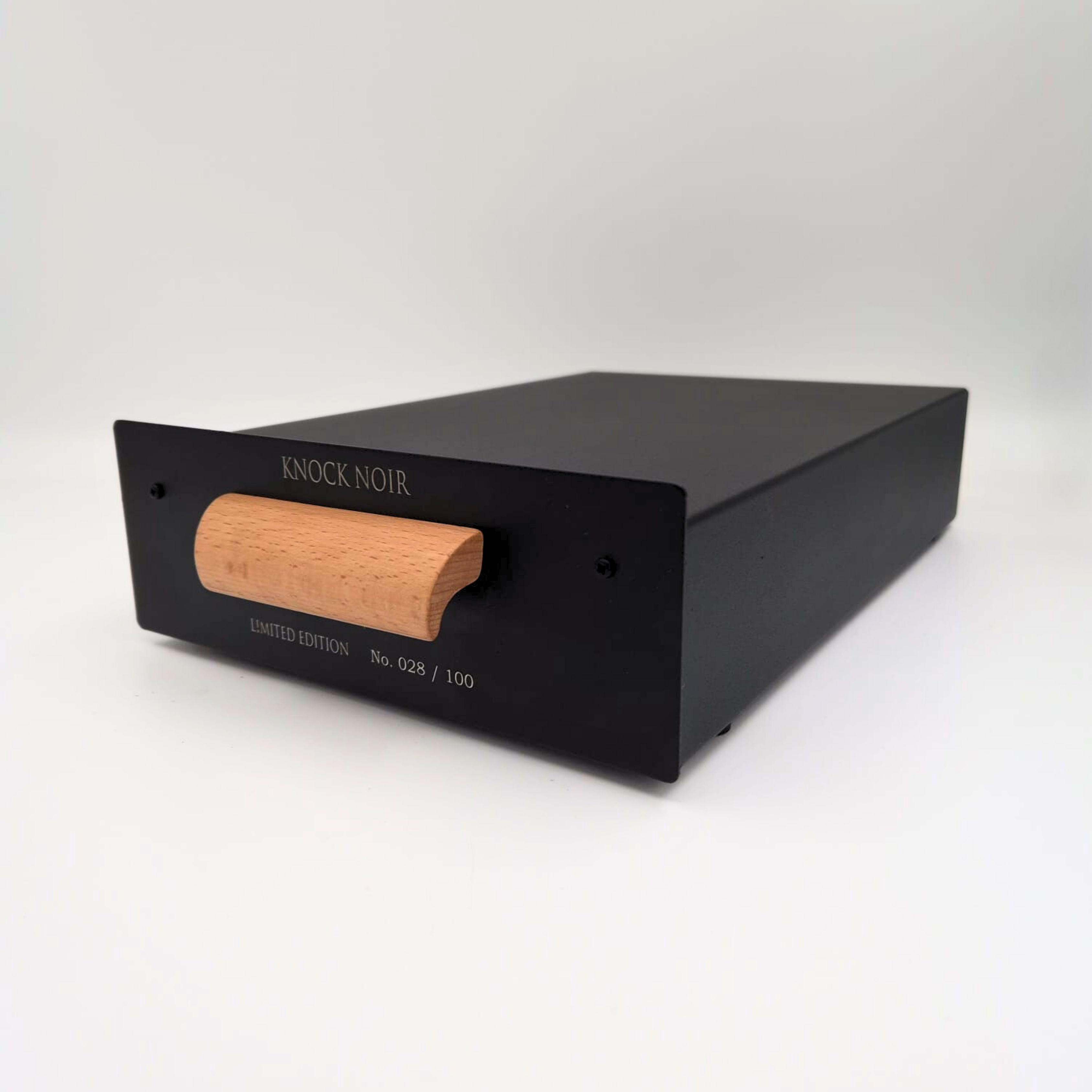 Limited Edition Knock Noir