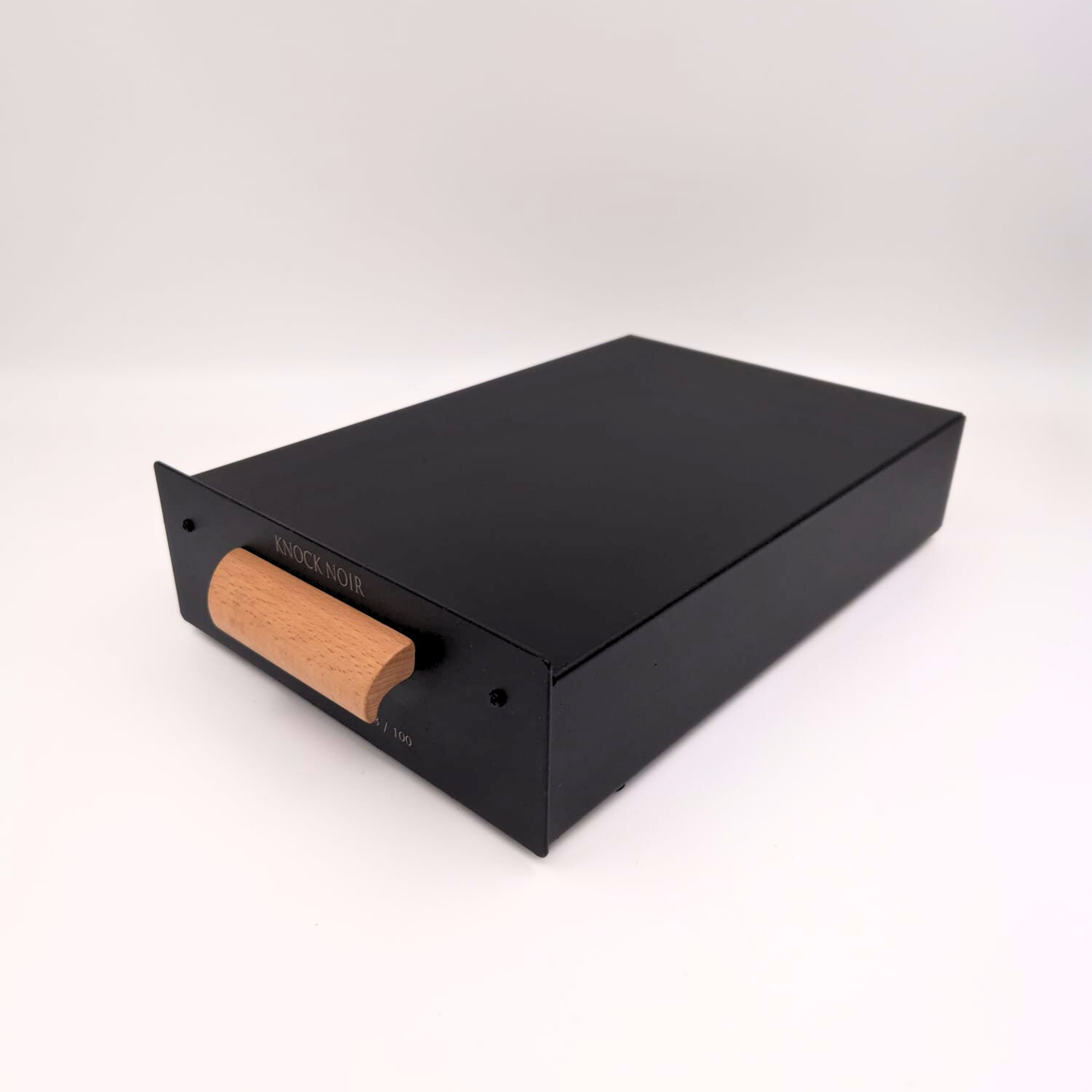 Limited Edition Knock Noir