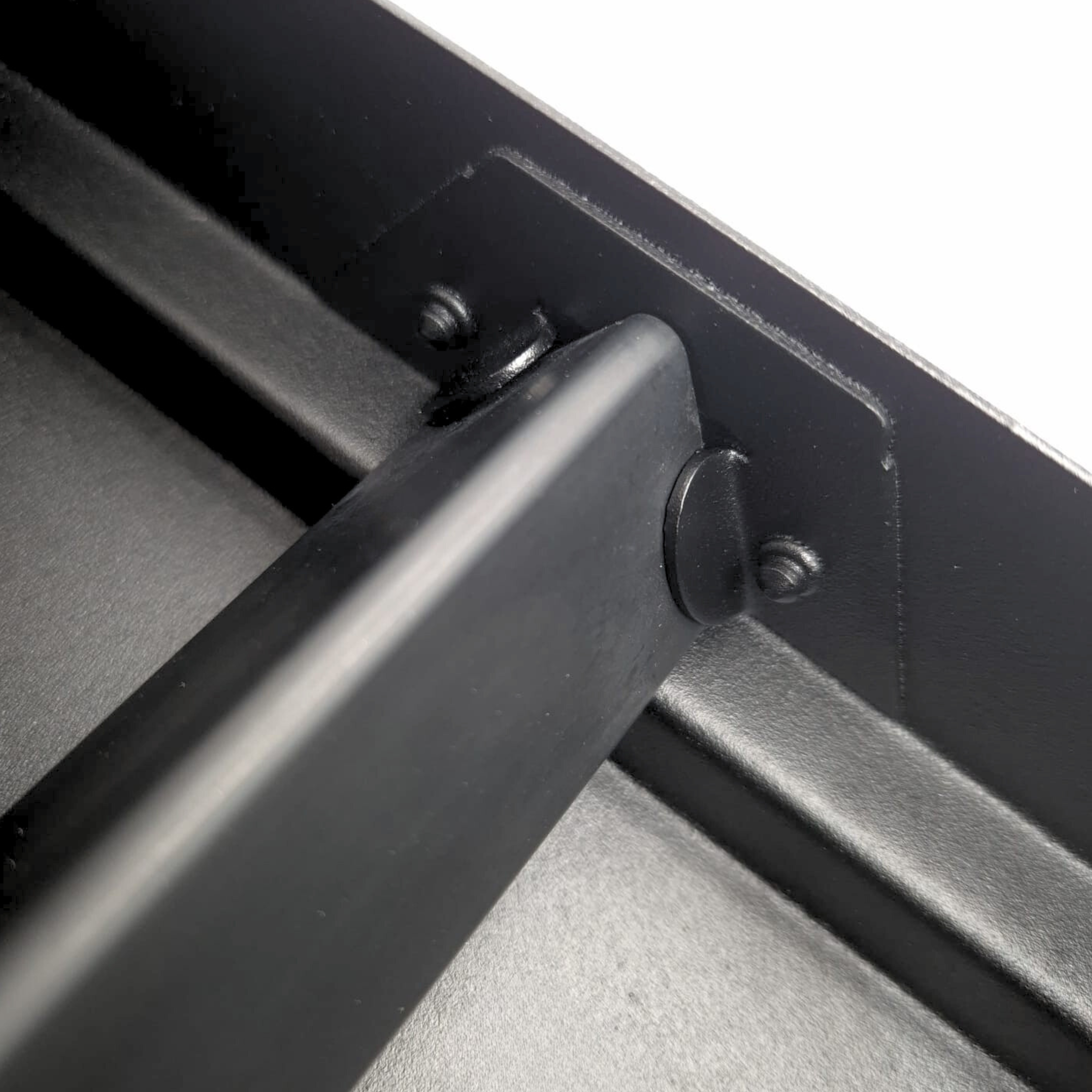 Limited Edition Knock Noir