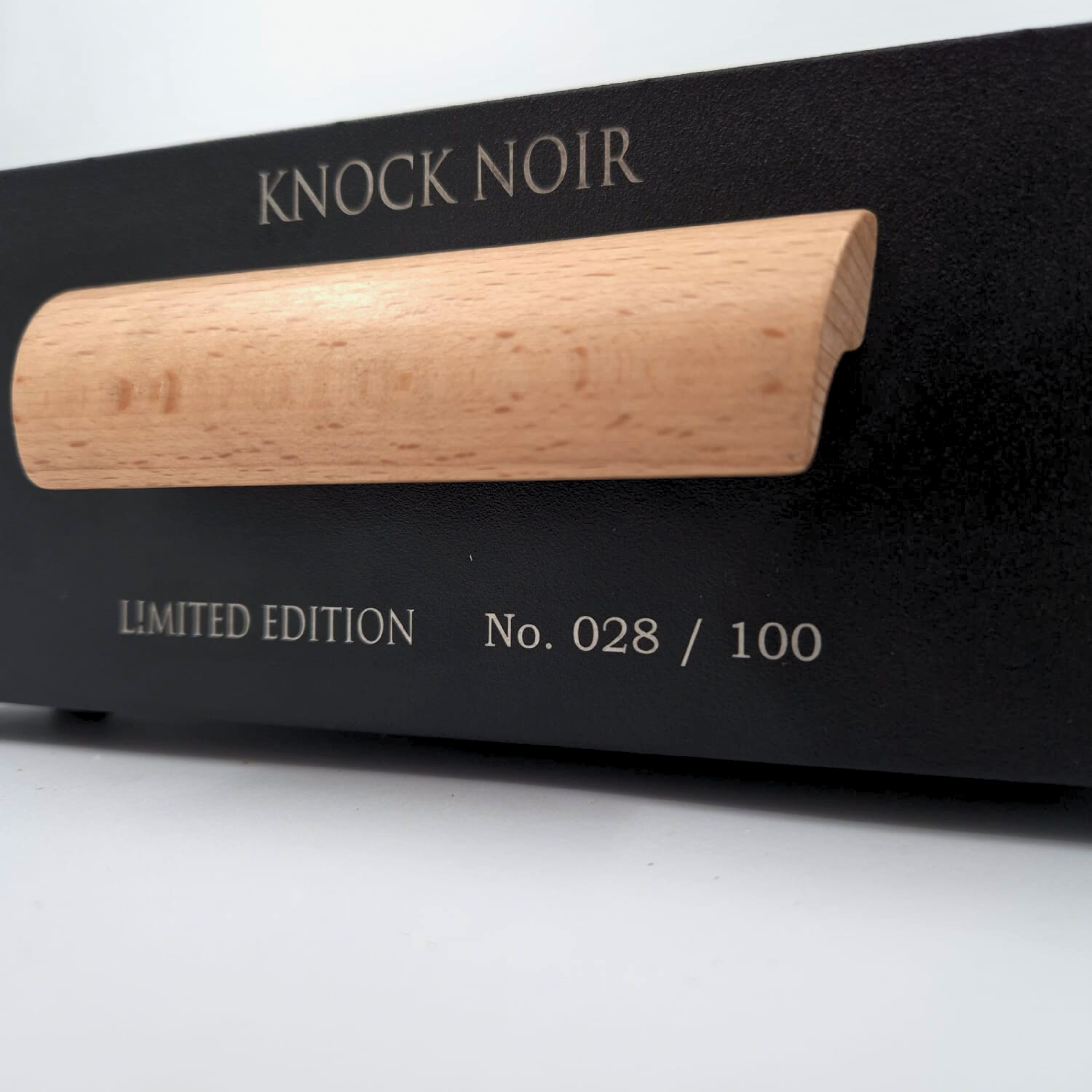 Limited Edition Knock Noir